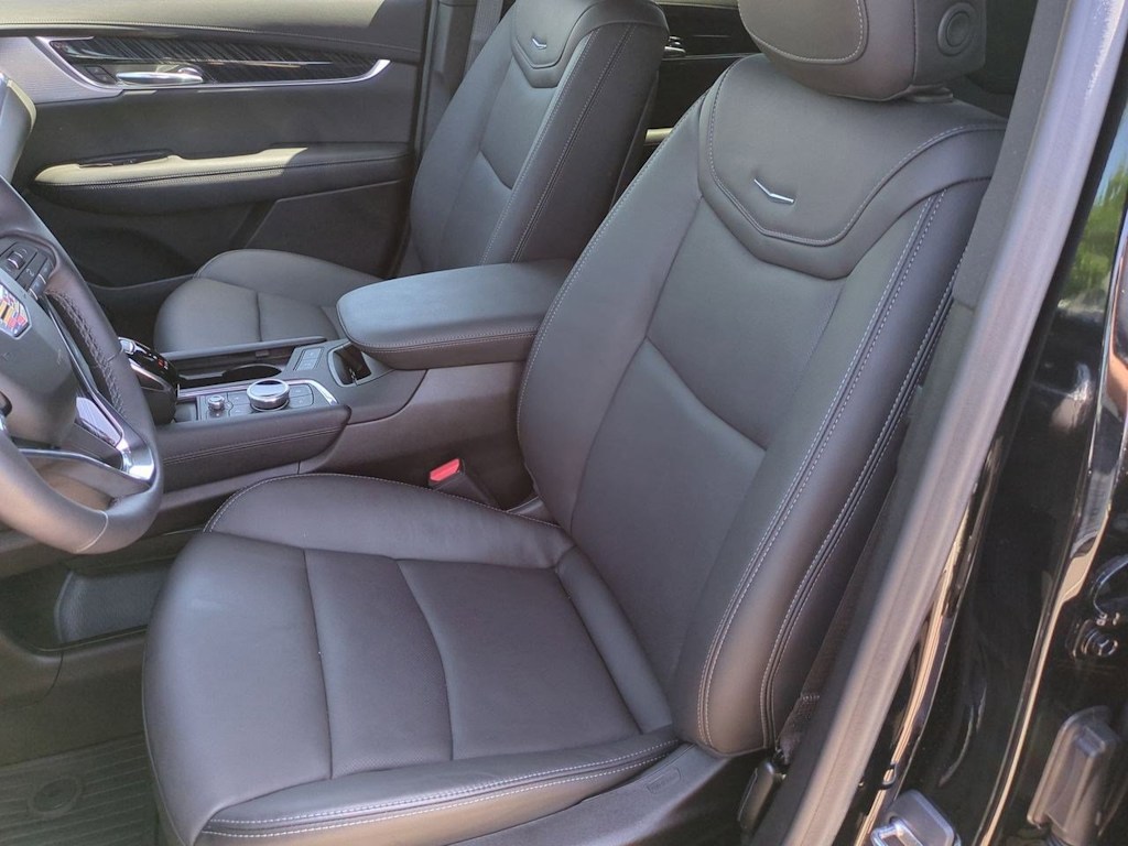 Thumbnail: 2020 Cadillac XT6 - 10