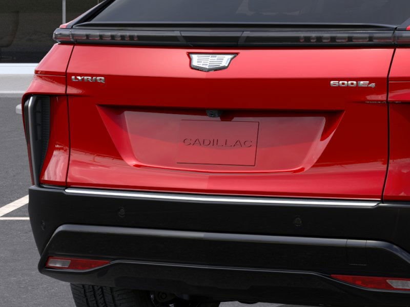 Thumbnail: 2025 Cadillac Lyriq - 21