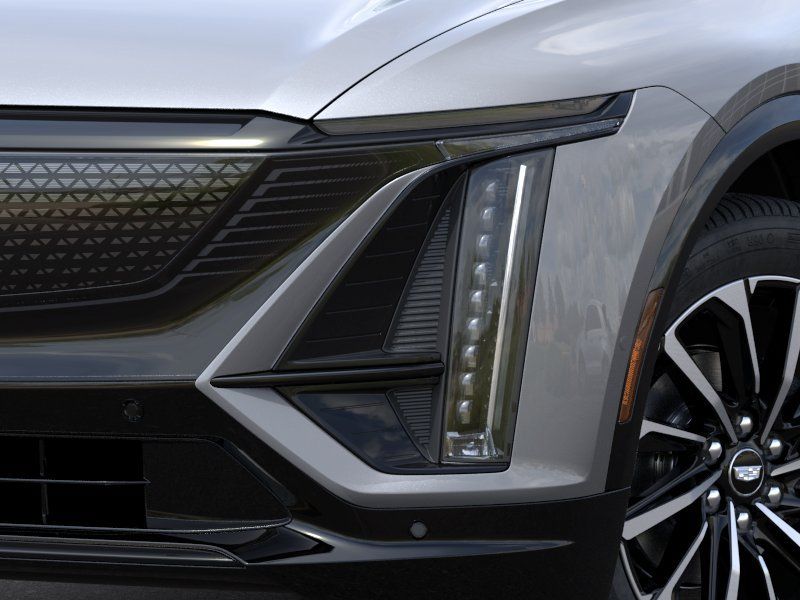 Thumbnail: 2026 Cadillac Lyriq - 19