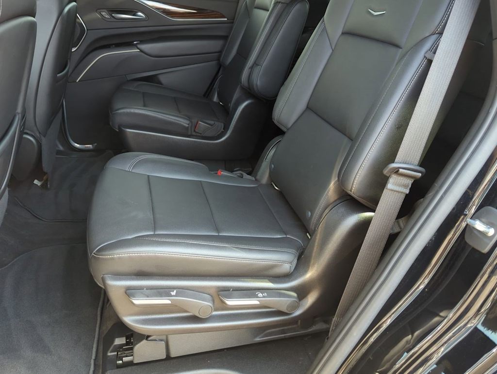 2022 Cadillac Escalade Luxury 24