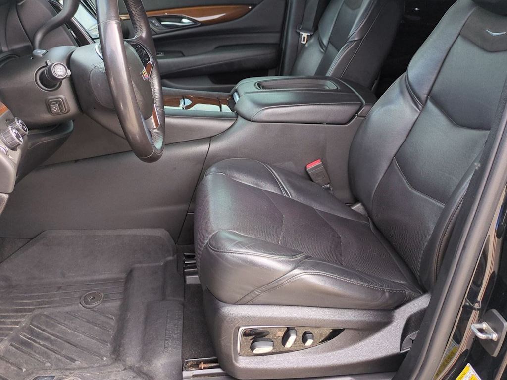 Thumbnail: 2020 Cadillac Escalade - 10