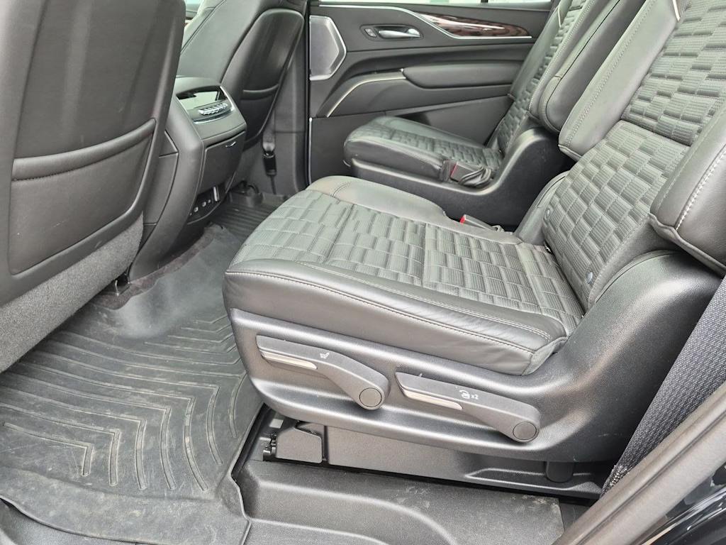 Thumbnail: 2022 Cadillac Escalade - 21