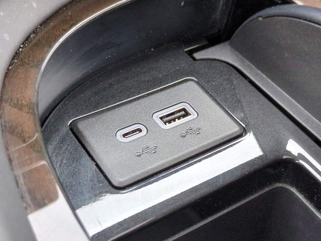 Thumbnail: 2024 Cadillac Escalade - 38