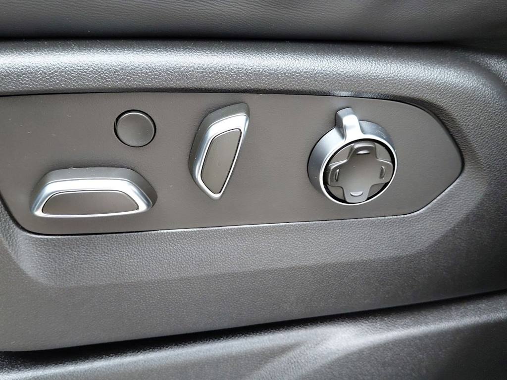 2022 Cadillac Escalade Sport Platinum 24