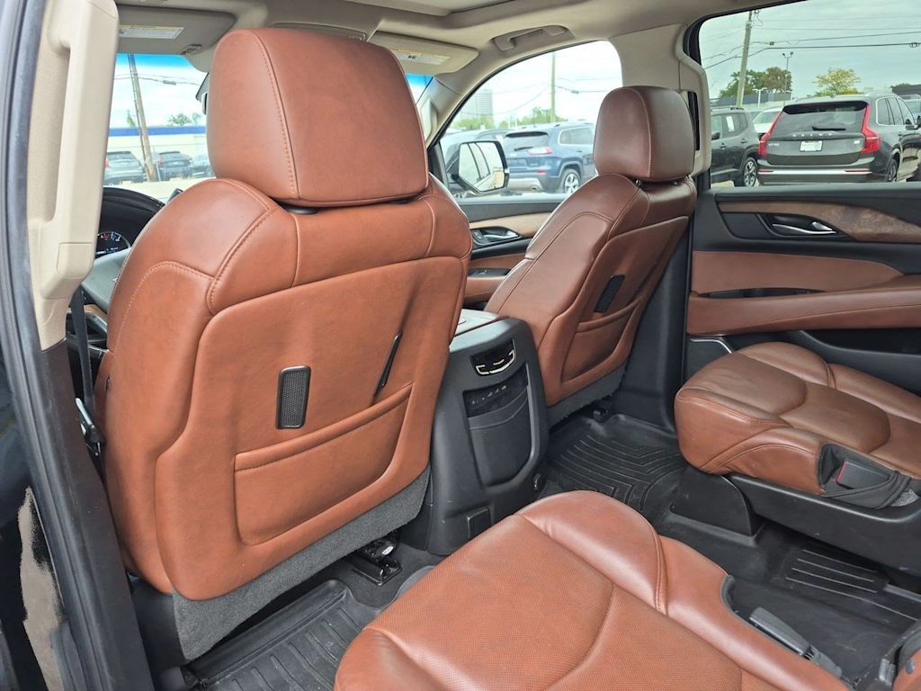 Thumbnail: 2019 Cadillac Escalade - 13