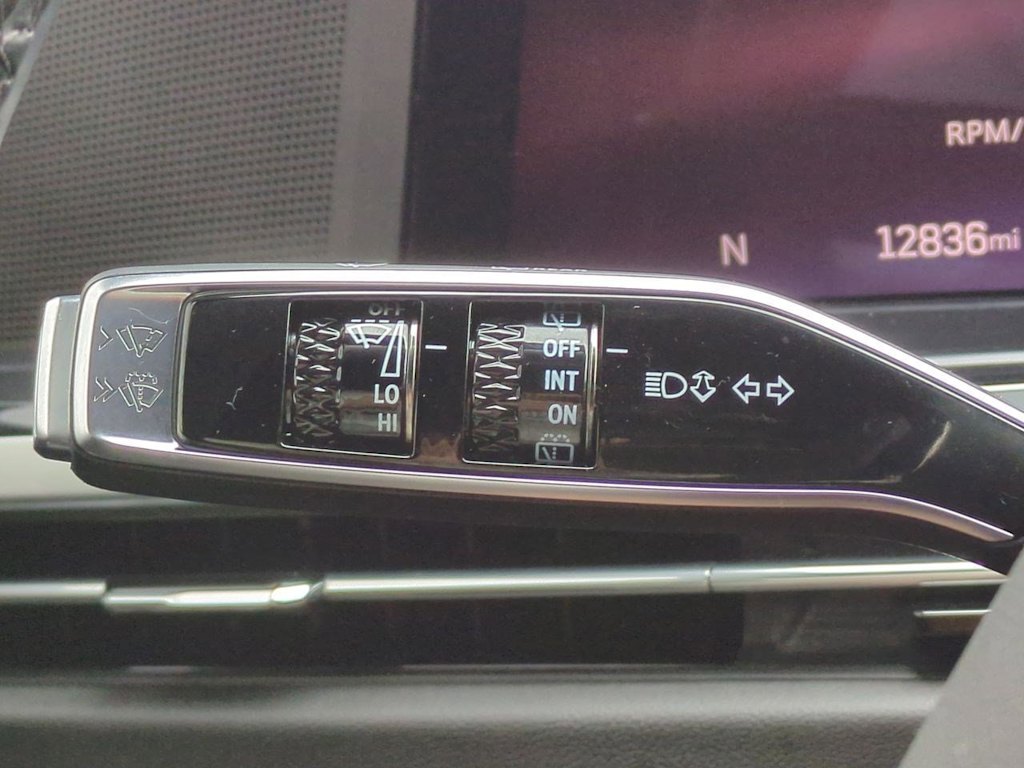 Thumbnail: 2025 Cadillac Escalade - 30