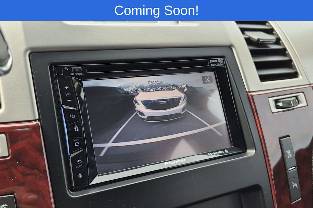 Thumbnail: 2010 Cadillac Escalade - 32