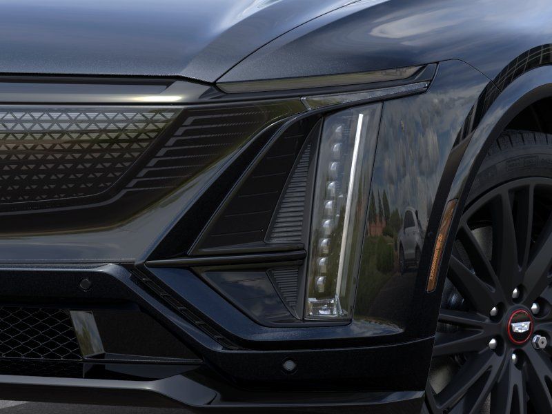 Thumbnail: 2026 Cadillac Lyriq - 17