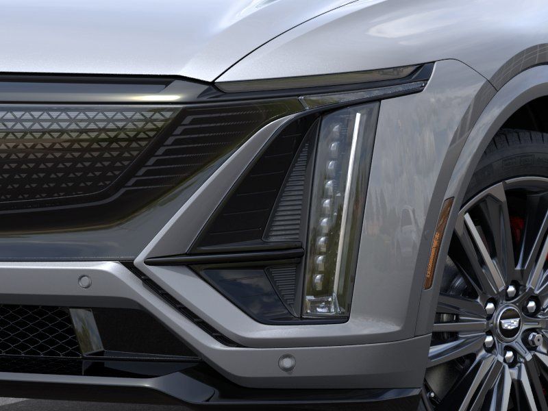 Thumbnail: 2026 Cadillac Lyriq - 16