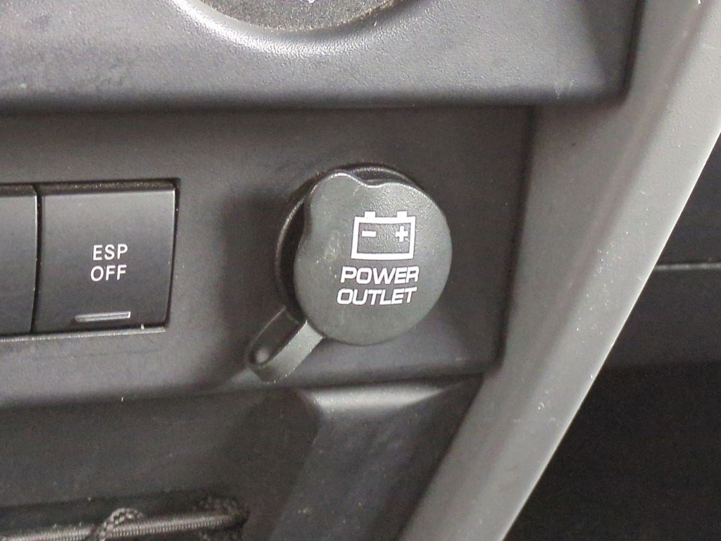2009 Jeep Wrangler Unlimited Sahara 29