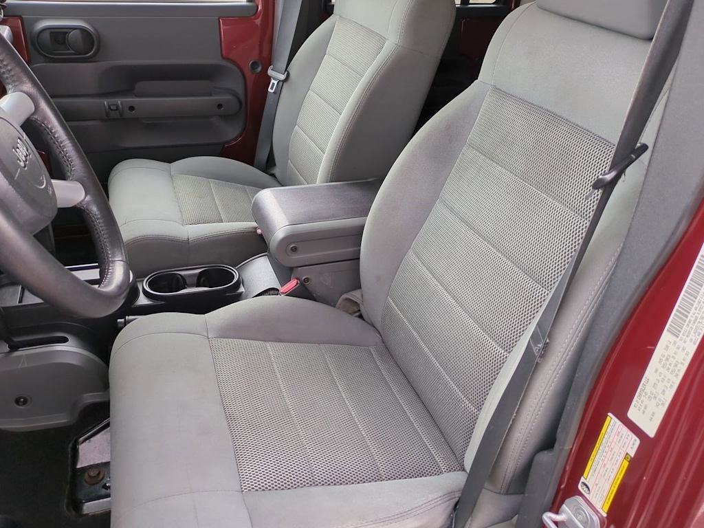 2009 Jeep Wrangler Unlimited Sahara 10