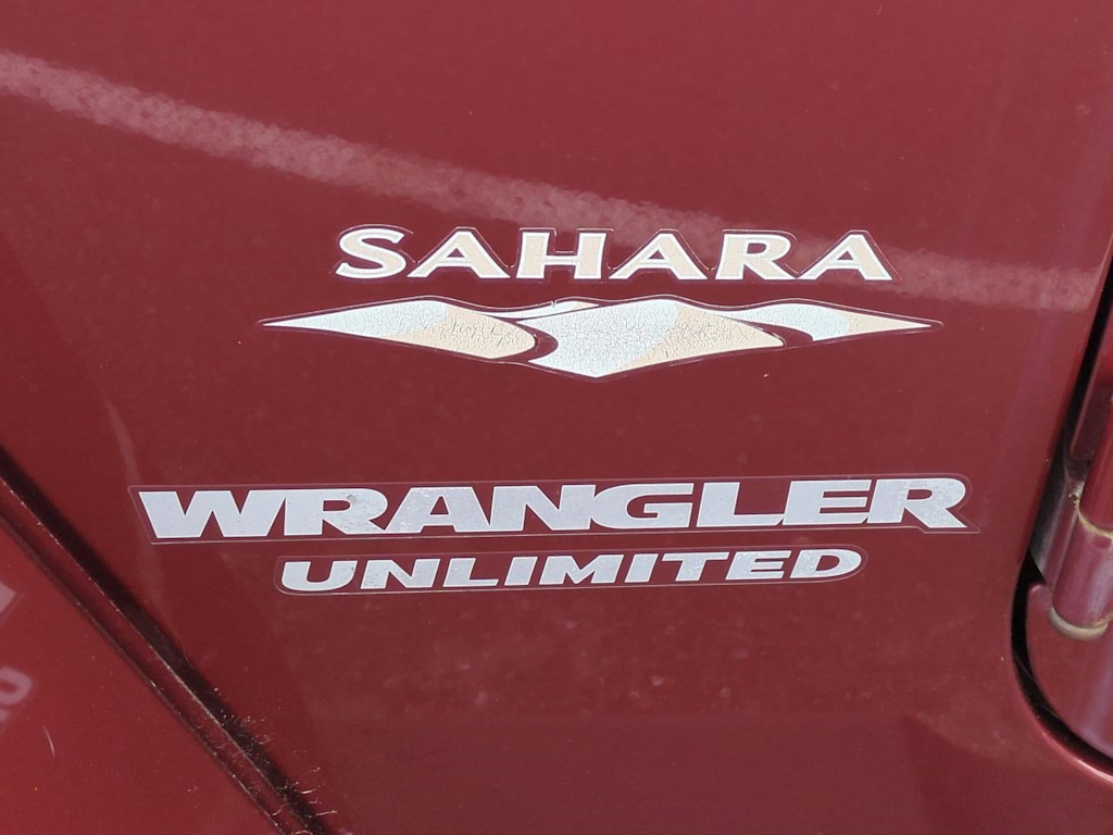 2009 Jeep Wrangler Unlimited Sahara 22