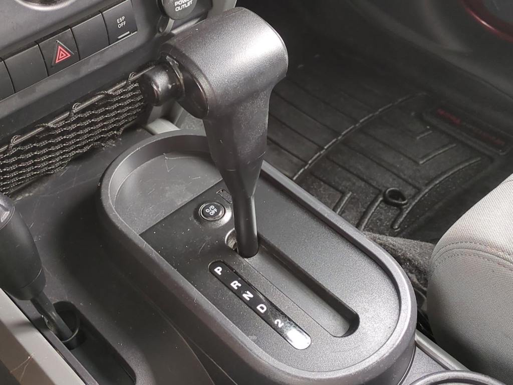 2009 Jeep Wrangler Unlimited Sahara 14