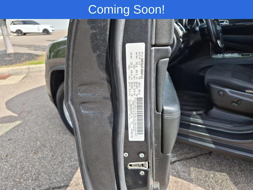 Thumbnail: 2011 Jeep Grand Cherokee - 34