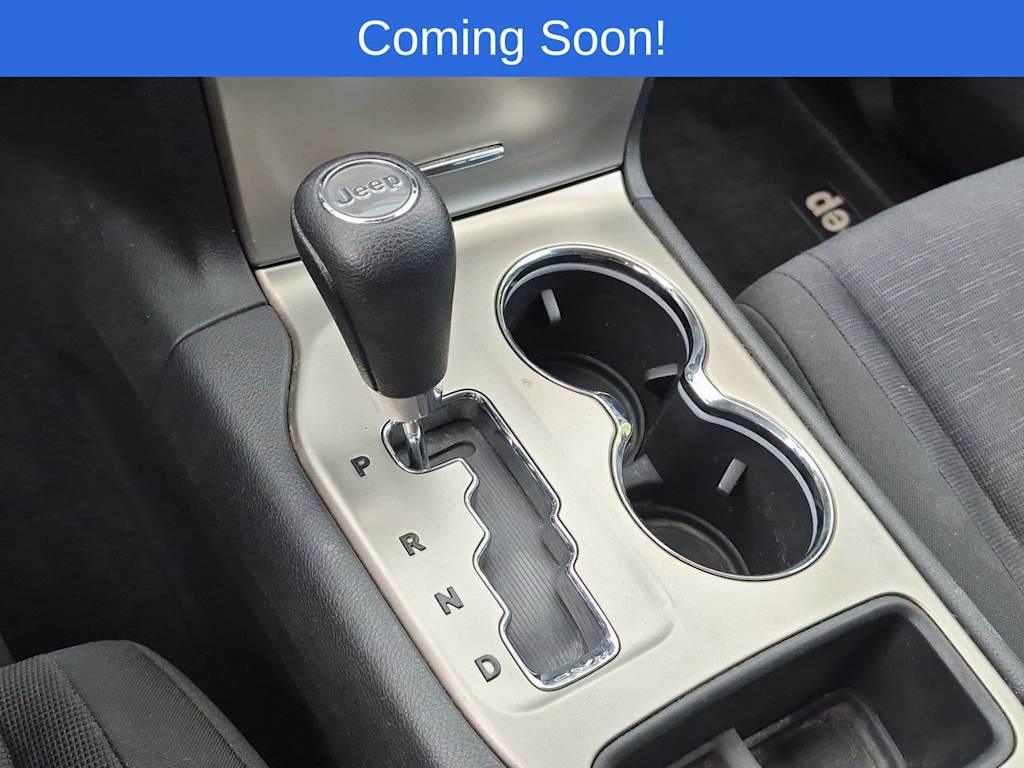 Thumbnail: 2011 Jeep Grand Cherokee - 31