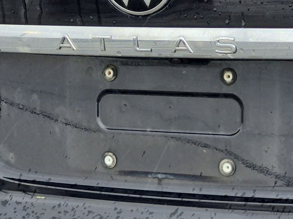 Thumbnail: 2022 Volkswagen Atlas - 16