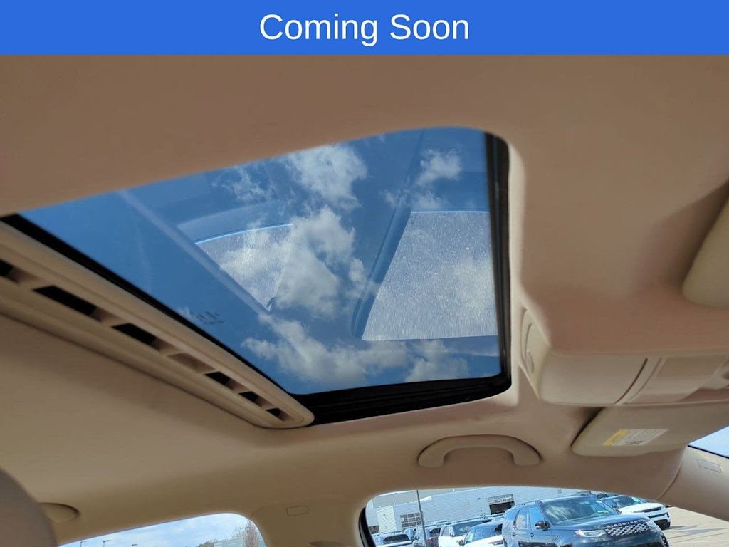 Thumbnail: 2012 Volkswagen Passat - 27