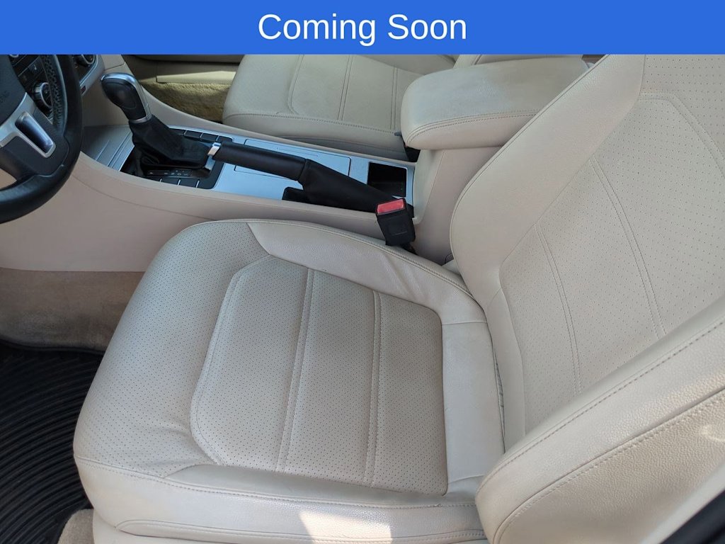 Thumbnail: 2012 Volkswagen Passat - 11