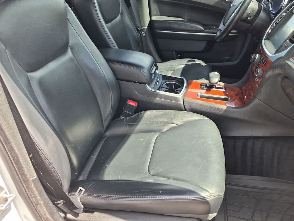 Thumbnail: 2014 Chrysler 300 - 12