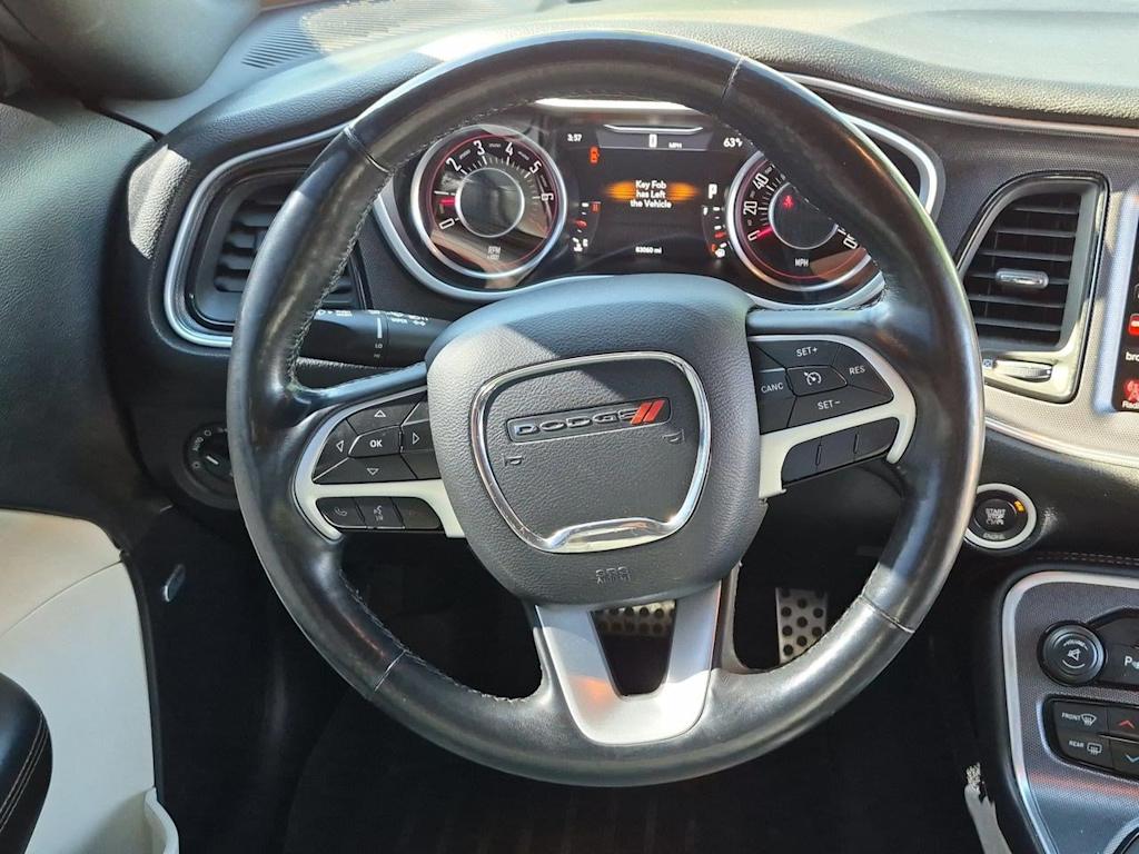 Thumbnail: 2015 Dodge Challenger - 10