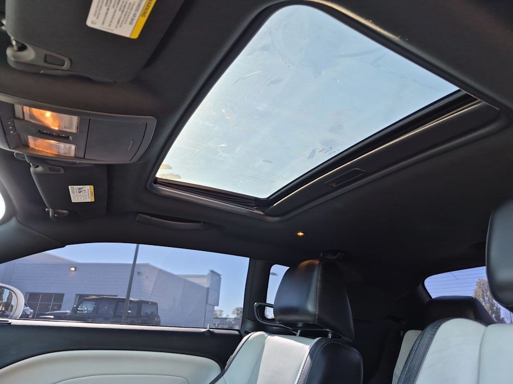 Thumbnail: 2015 Dodge Challenger - 25