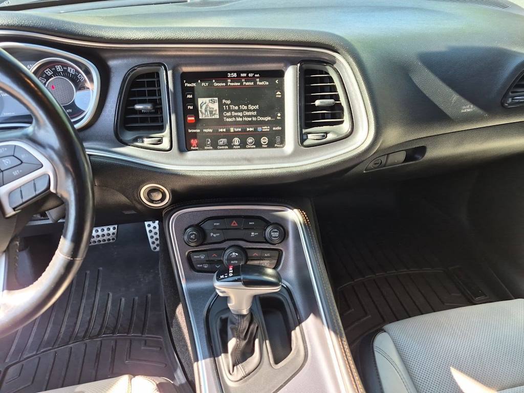 Thumbnail: 2015 Dodge Challenger - 15