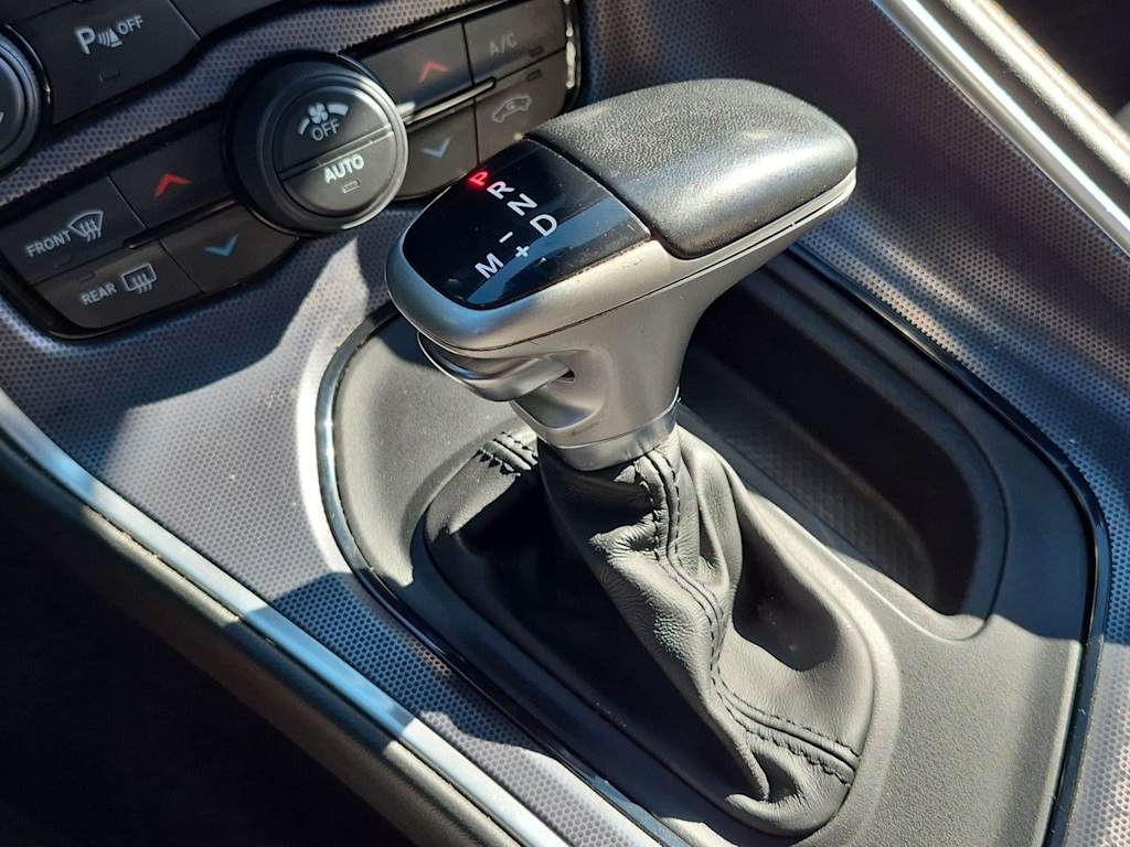 Thumbnail: 2015 Dodge Challenger - 34