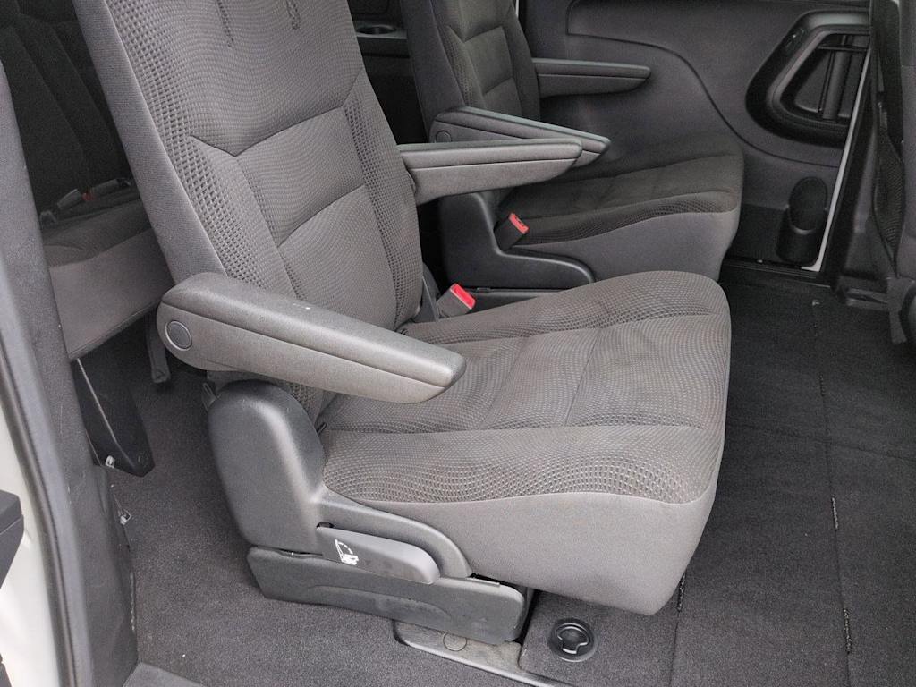 Thumbnail: 2019 Dodge Grand Caravan - 12