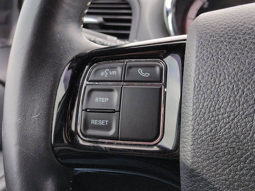 Thumbnail: 2019 Dodge Grand Caravan - 29