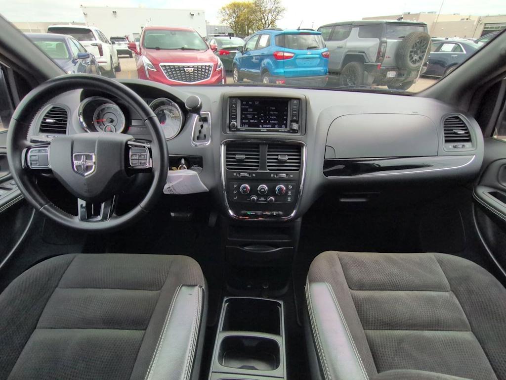 Thumbnail: 2019 Dodge Grand Caravan - 10