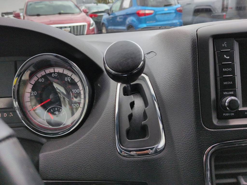 Thumbnail: 2019 Dodge Grand Caravan - 33