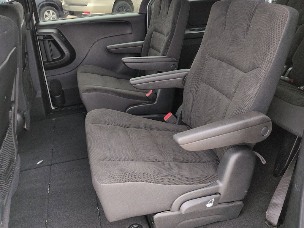 Thumbnail: 2019 Dodge Grand Caravan - 13