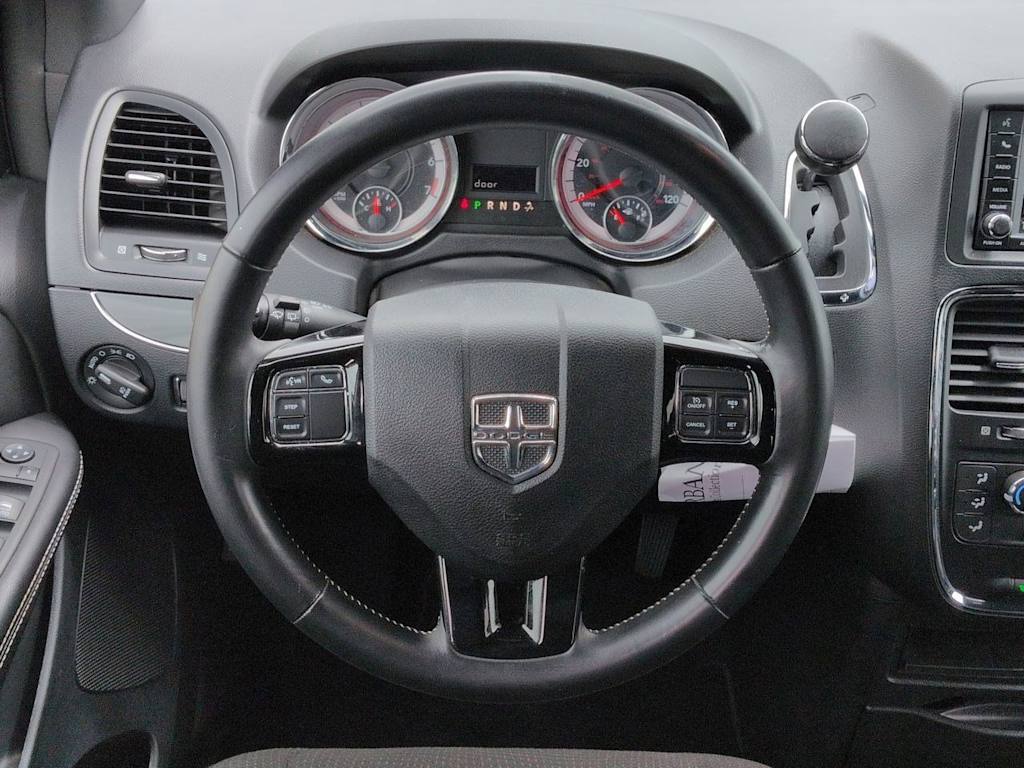 Thumbnail: 2019 Dodge Grand Caravan - 14