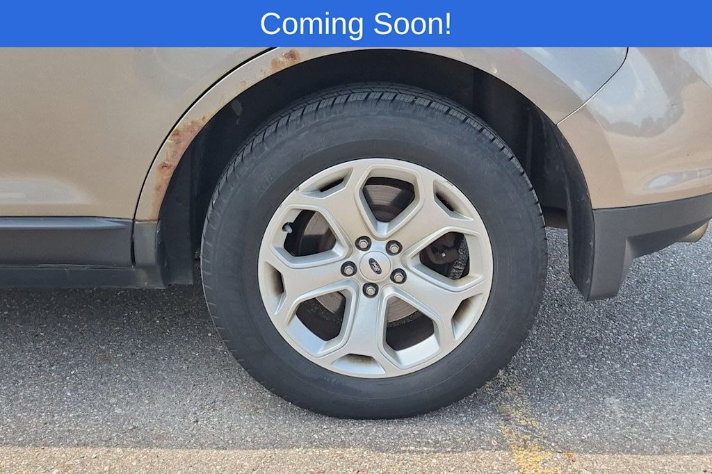 Thumbnail: 2012 Ford Edge - 8