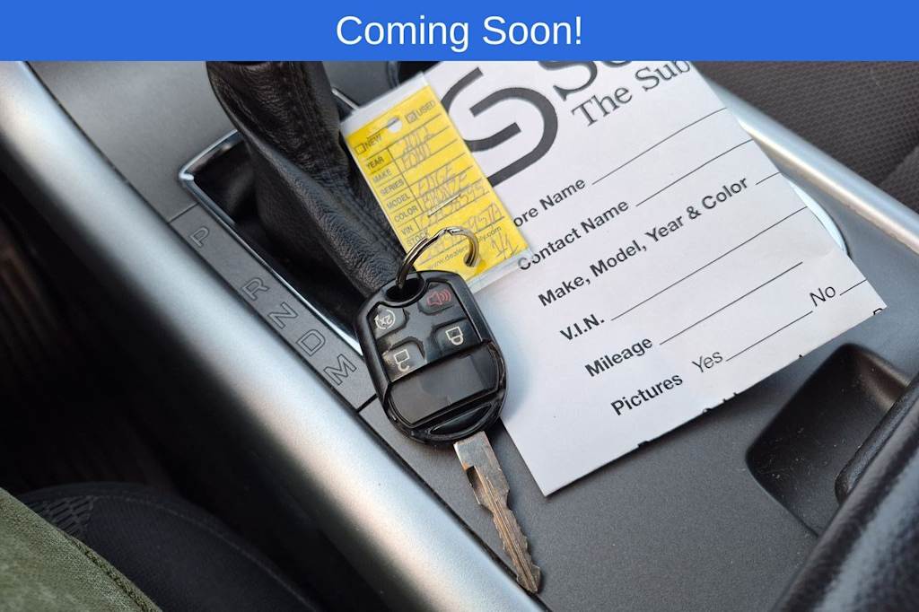 Thumbnail: 2012 Ford Edge - 17