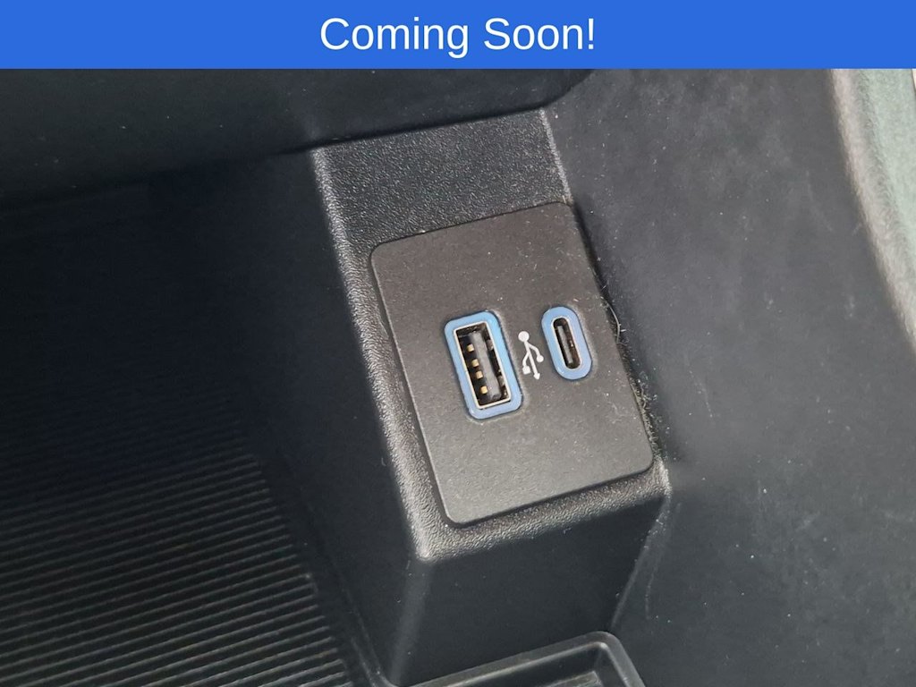 Thumbnail: 2021 Ford Edge - 12