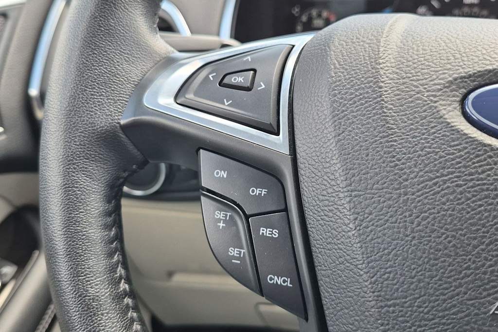 Thumbnail: 2018 Ford Edge - 29