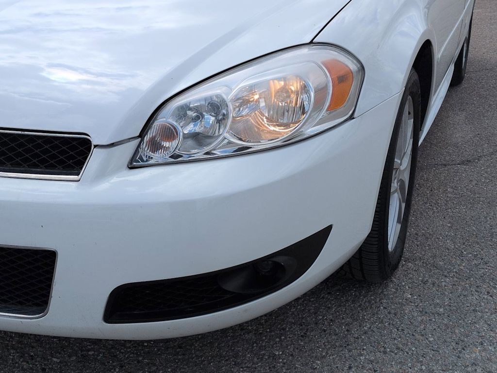 Thumbnail: 2013 Chevrolet Impala - 23