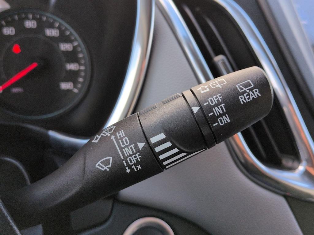 Thumbnail: 2020 Chevrolet Equinox - 16