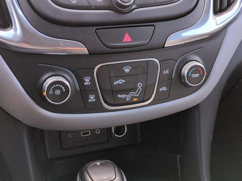 Thumbnail: 2020 Chevrolet Equinox - 31