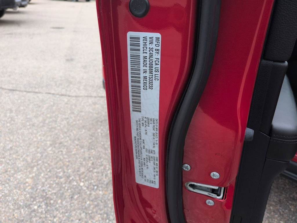 Thumbnail: 2021 Jeep Compass - 20