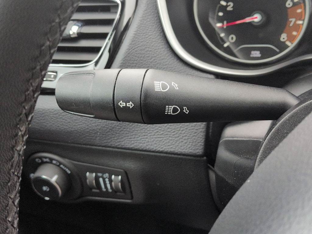 Thumbnail: 2021 Jeep Compass - 32