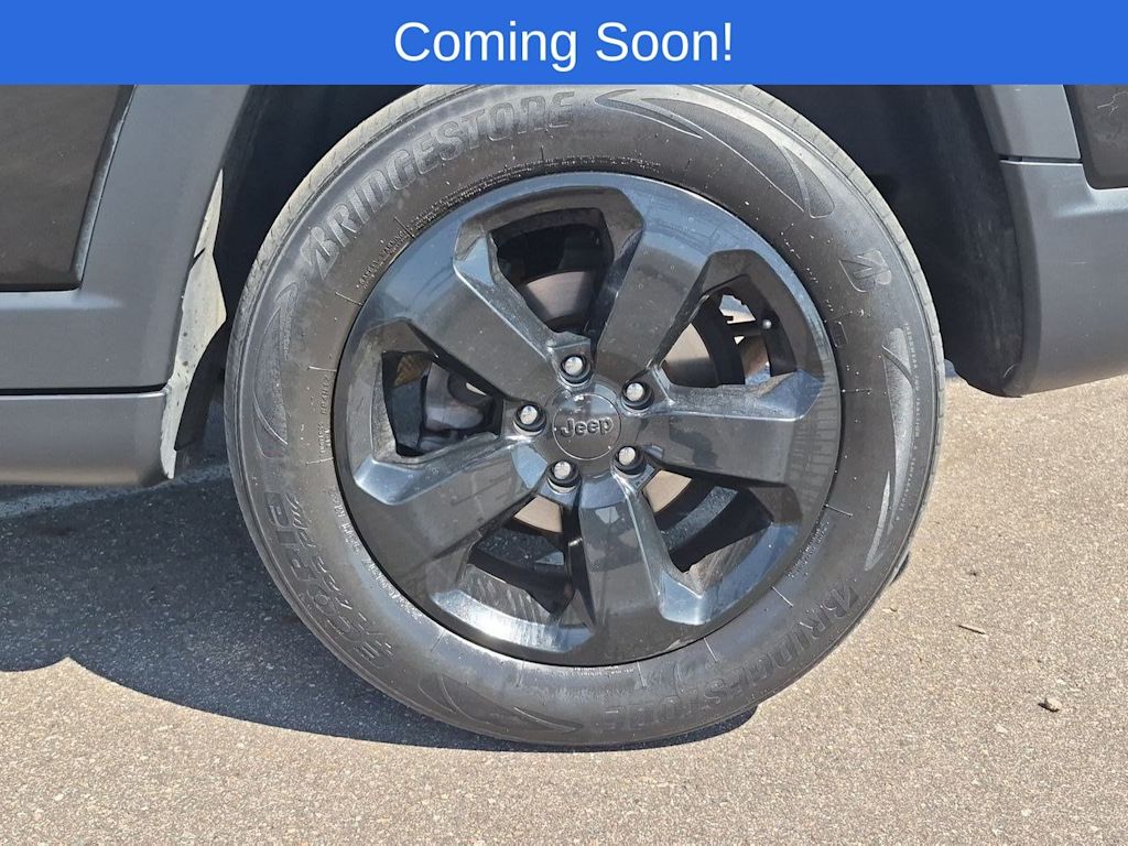 Thumbnail: 2017 Jeep Compass - 8