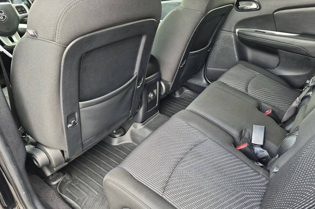 Thumbnail: 2020 Dodge Journey - 13