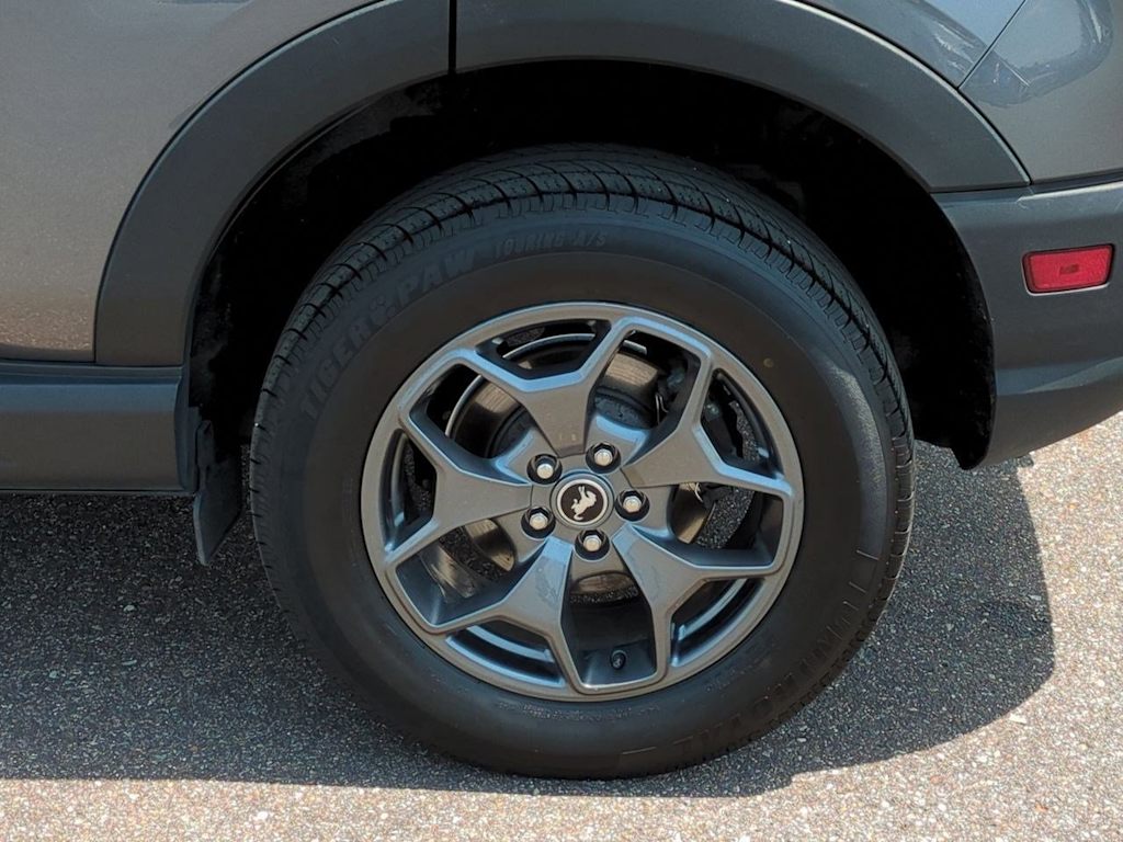 Thumbnail: 2021 Ford Bronco Sport - 8