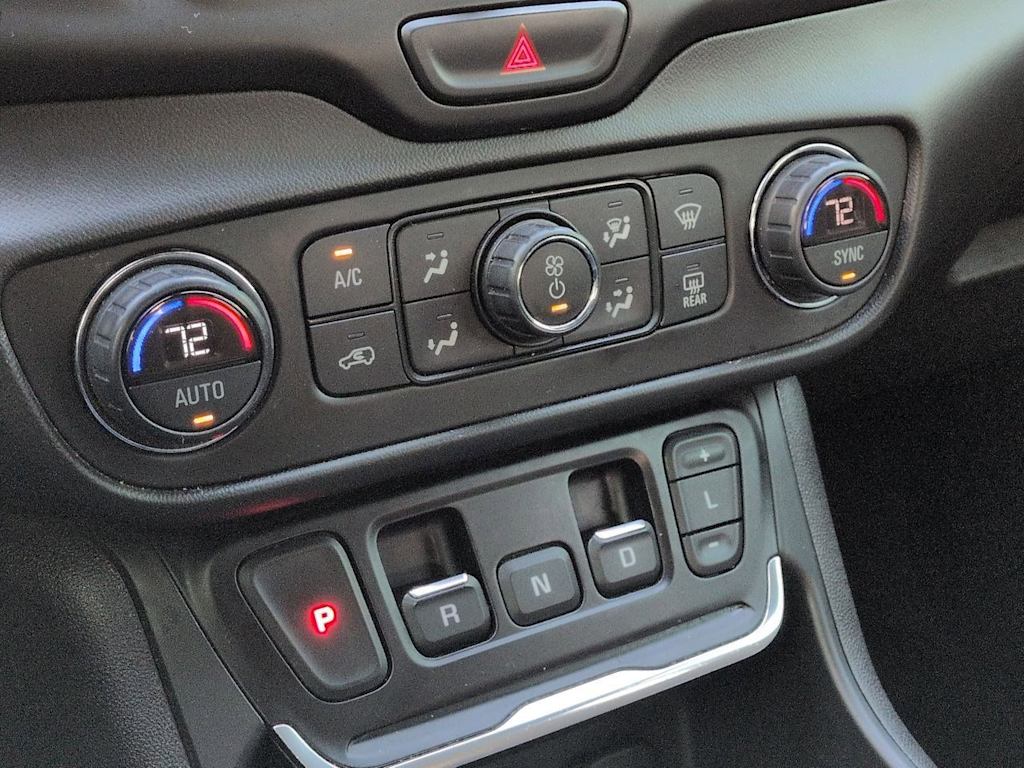 Thumbnail: 2021 GMC Terrain - 31