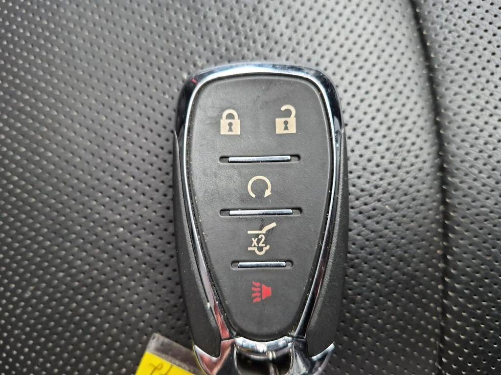Thumbnail: 2018 Chevrolet Equinox - 19