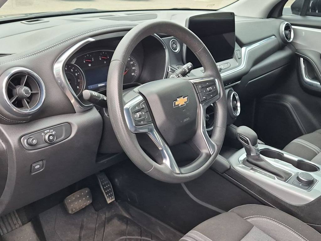 Thumbnail: 2023 Chevrolet Blazer - 2