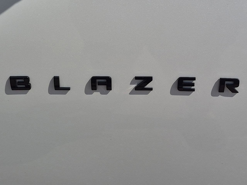 Thumbnail: 2022 Chevrolet Blazer - 25