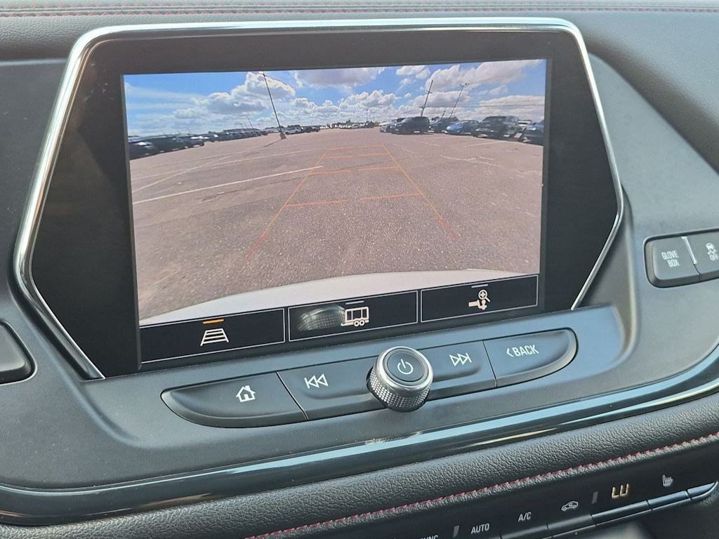 Thumbnail: 2022 Chevrolet Blazer - 31